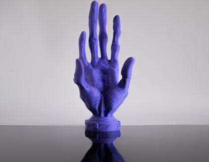 6 Finger Alien Hand Controller Holder – Sculpted Display Stand for Gamers